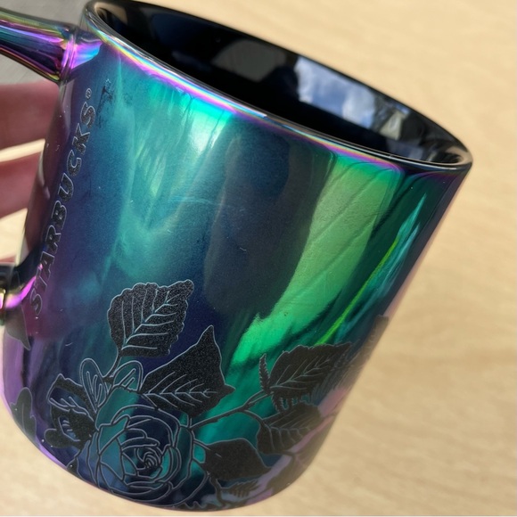 Starbucks 2020 Fall Black Iridescent Ceramic Rose 14 OZ Mug - Picture 15 of 16